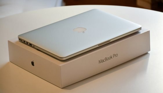 Apple MacBook Pro laptop (pexels)