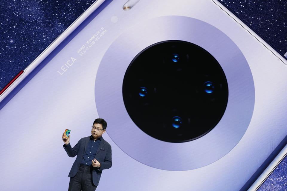 Huawei očekuje da će prodati 20 miliona Mate 30 telefona (Foto: BLOOMBERG FINANCE LP)