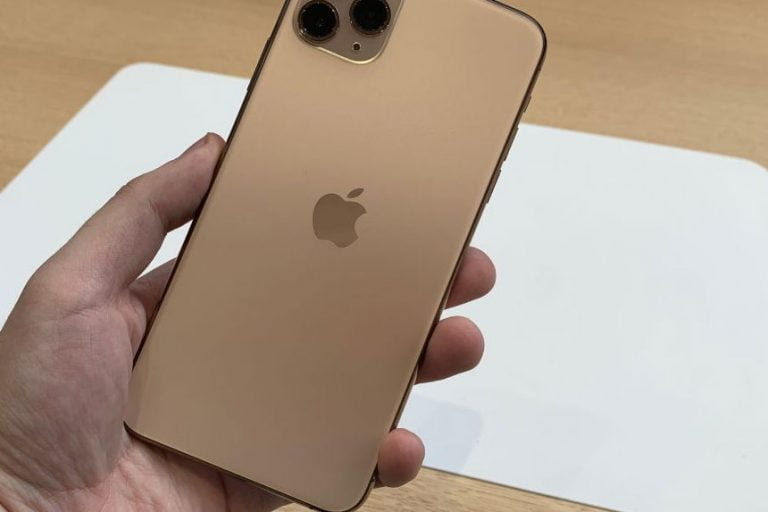 Iphone 11 рублей. Iphone 12 Pro Max 256gb Gold fiyat. Айфон 11 за 10 000 рублей. Айфон Промакс 11 за 7 рублей. Айфон 12 за 10 тысяч рублей.