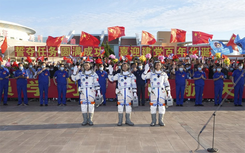 Kineski astronauti (Foto: Xinhua)