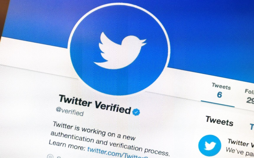 Twitter verifikacija profila - naloga plave oznake