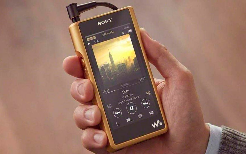 Sony pozlaćeni Walkman muzički plejer od 3200 dolara