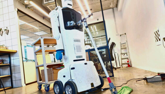 Robot Gary - prvi robot na svijetu sa dvije ruke, koji je potpuno autonoman