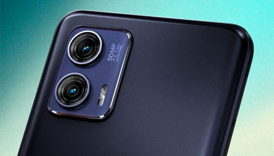 Moto G73