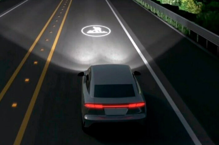 Tehnologija putem koje se saobraćajni znakovi projektuju ispred vozila