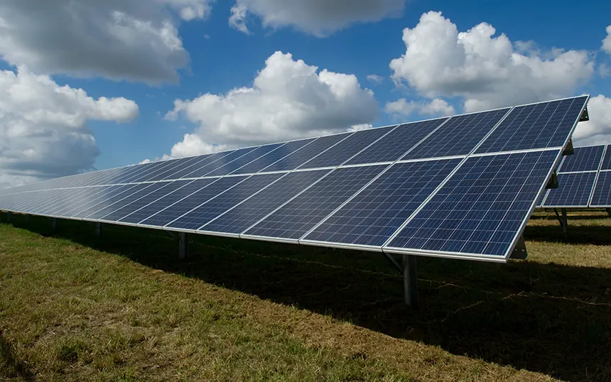 U Srbiji počela sa radom prva fabrika za proizvodnju solarnih panela