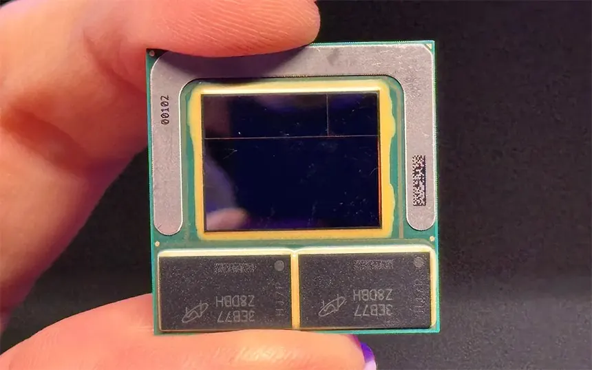 CES 2024: Lunar Lake procesor sa memorijom u paketu (Foto: computerbase.de)
