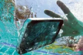 Kako osušiti pametni telefon koji je pao u vodu