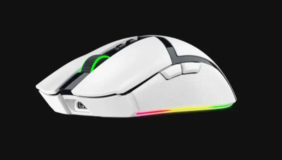 Razer Cobra Pro White Edition miš namijenjen gejmerima