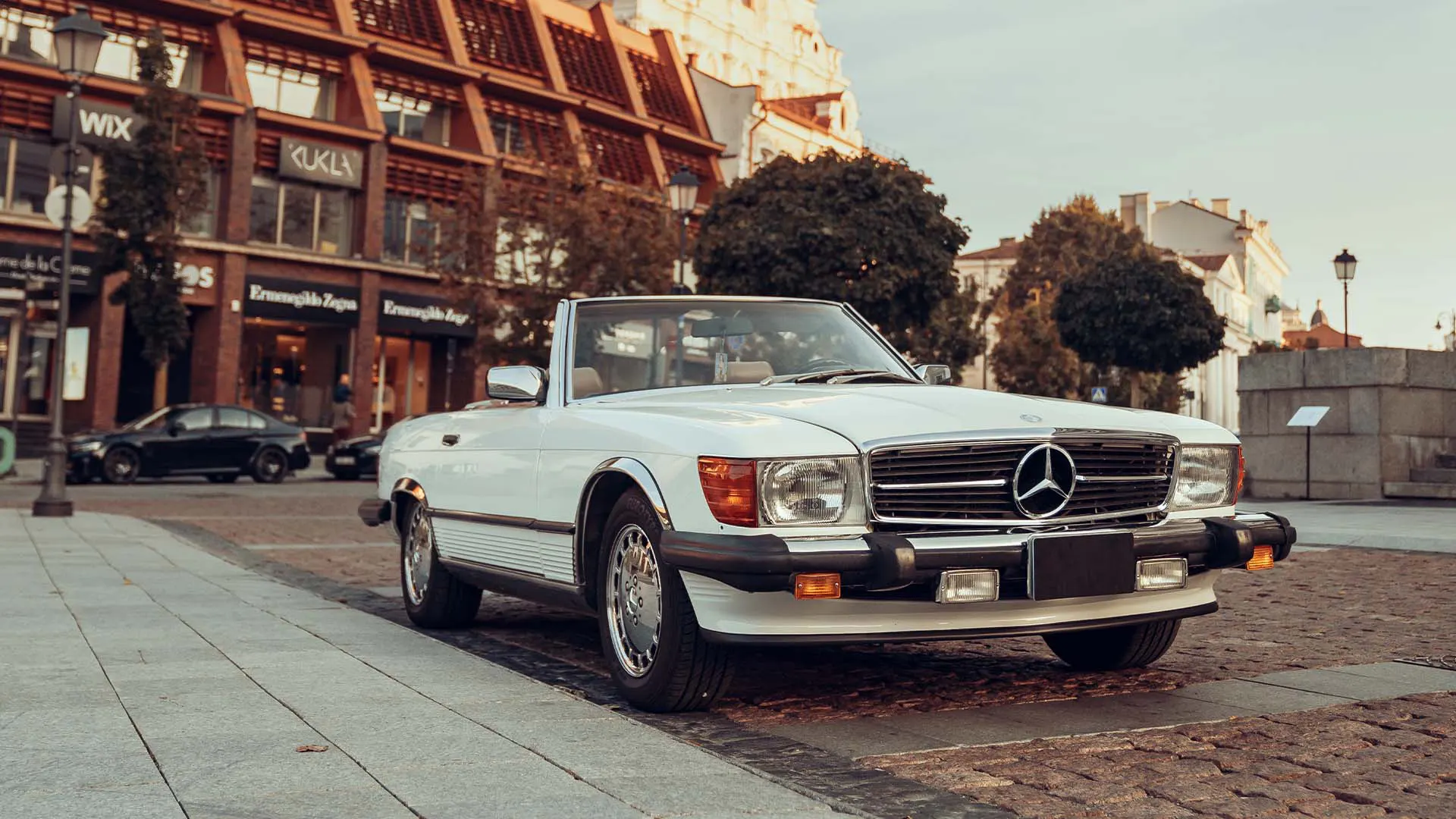 Mercedes - Benz SL - photo by carVertical