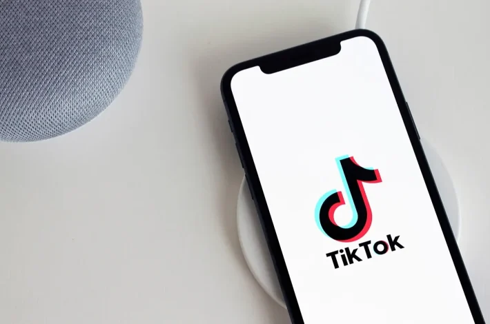 TikTok (Foto: Pixabay @atonbe)
