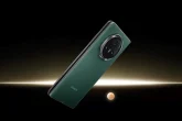 Honor Magic V4