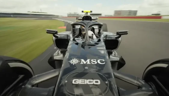 Apple napravio prilagođenu iPhone kameru za film "F1" kako bi snimio autentične kadrove iz kokpita bolida