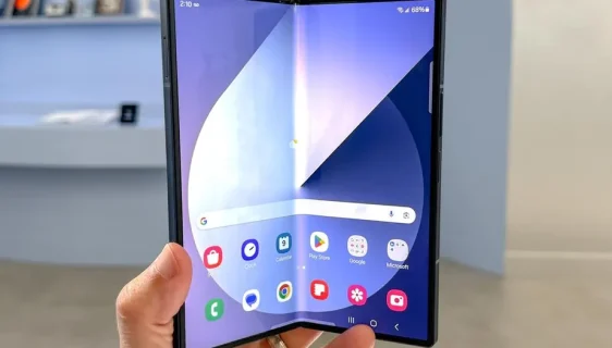 Samsung Galaxy Z Fold 7 stigao: Snapdragon Elite, 200 MP kamera i AI