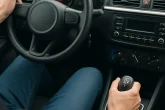 Kako da vozite auto sa manuelnim mjenjačem bez oštećenja motora