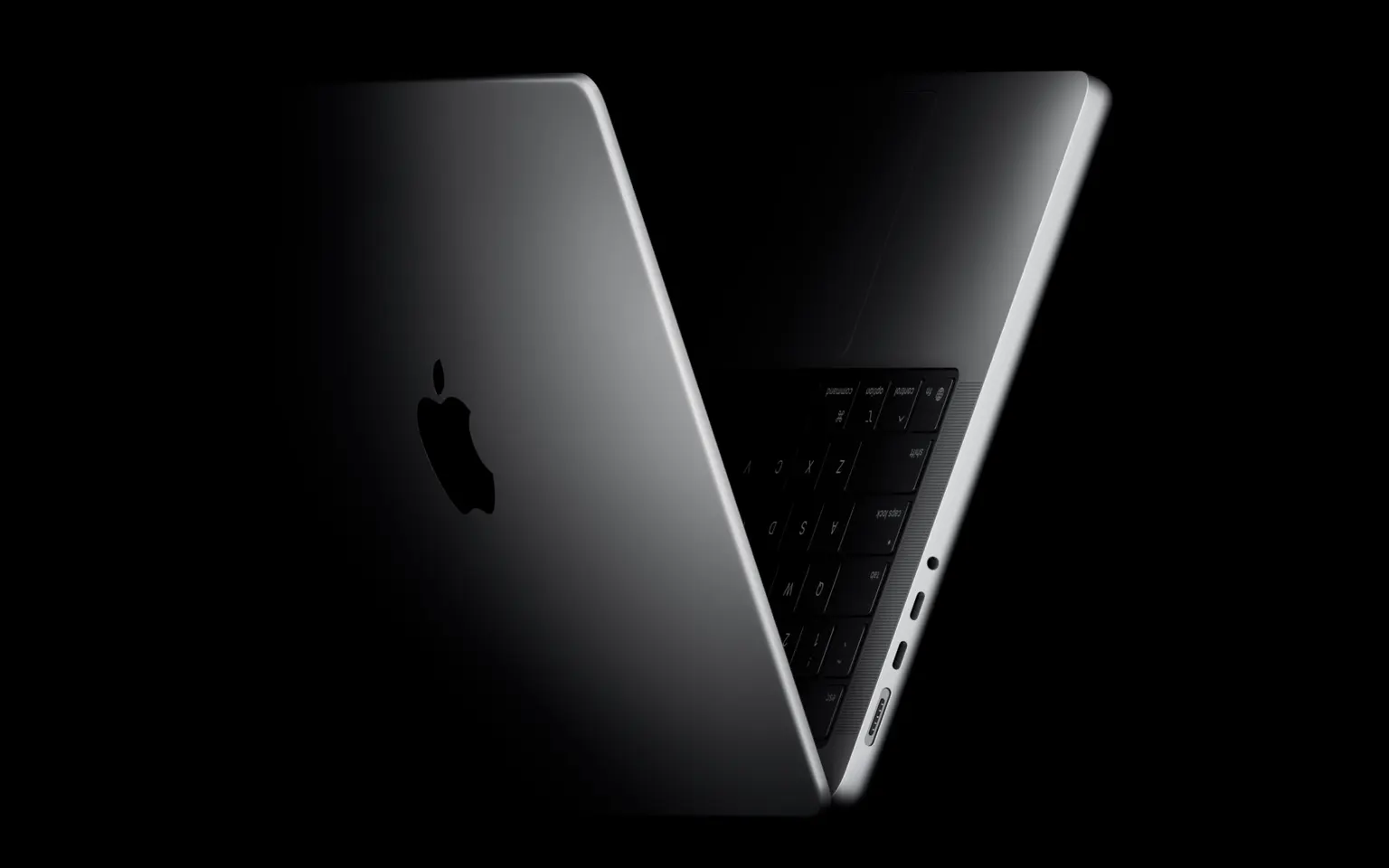 Apple navodno razvija prvi MacBook Pro sa OLED touchscreen-om i M6 čipom