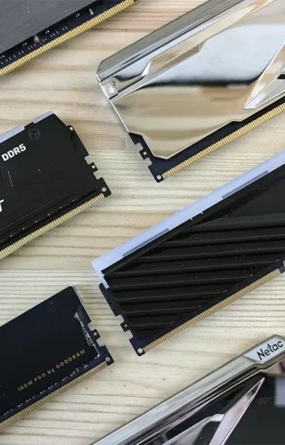 DDR5 RAM memorija (Foto: Ilustracija, Unsplash by Andrey Matveev @zelebb)