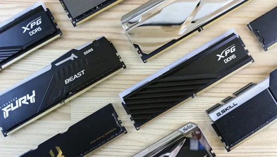 DDR5 RAM memorija (Foto: Ilustracija, Unsplash by Andrey Matveev @zelebb)